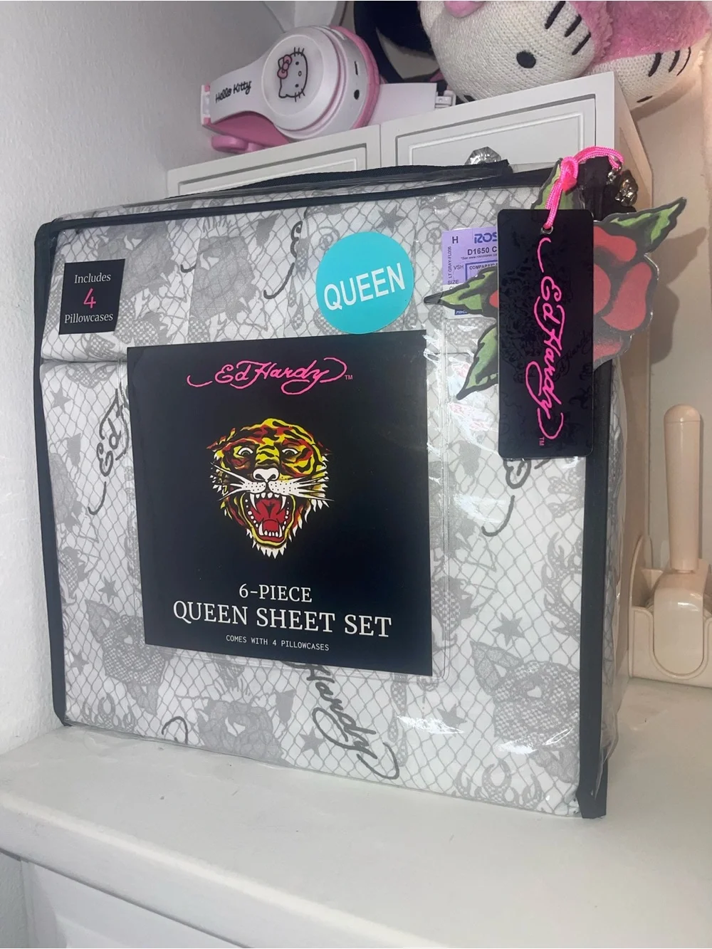 NWT Ed Hardy Queen Sheet Set in White with Multicolor Tiger Accent